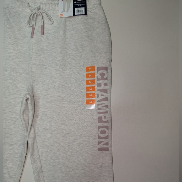 Champion Fleece Boyfriend Jogger Sweatpant Oatmeal Heather NWT Size Medium - Picture 3 of 8